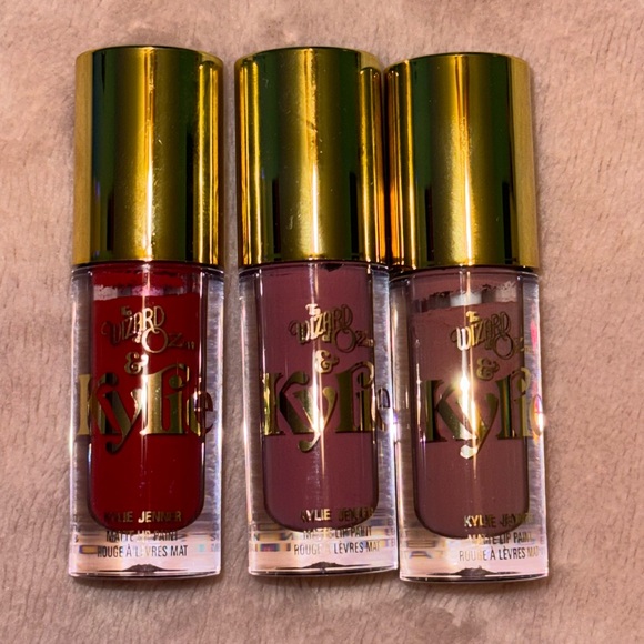 KYLIE JENNER X THE WIZARD OF OZ - Picture 3 of 10